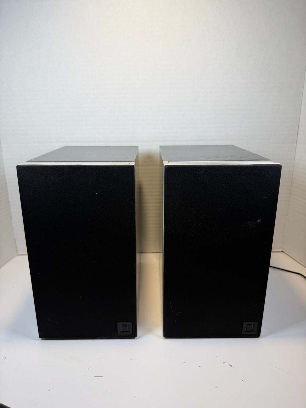 Definitive Technology Demand D7 High-Performance Bookshelf Speakers - Black